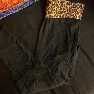 Cheetah bedazzled yoga pants